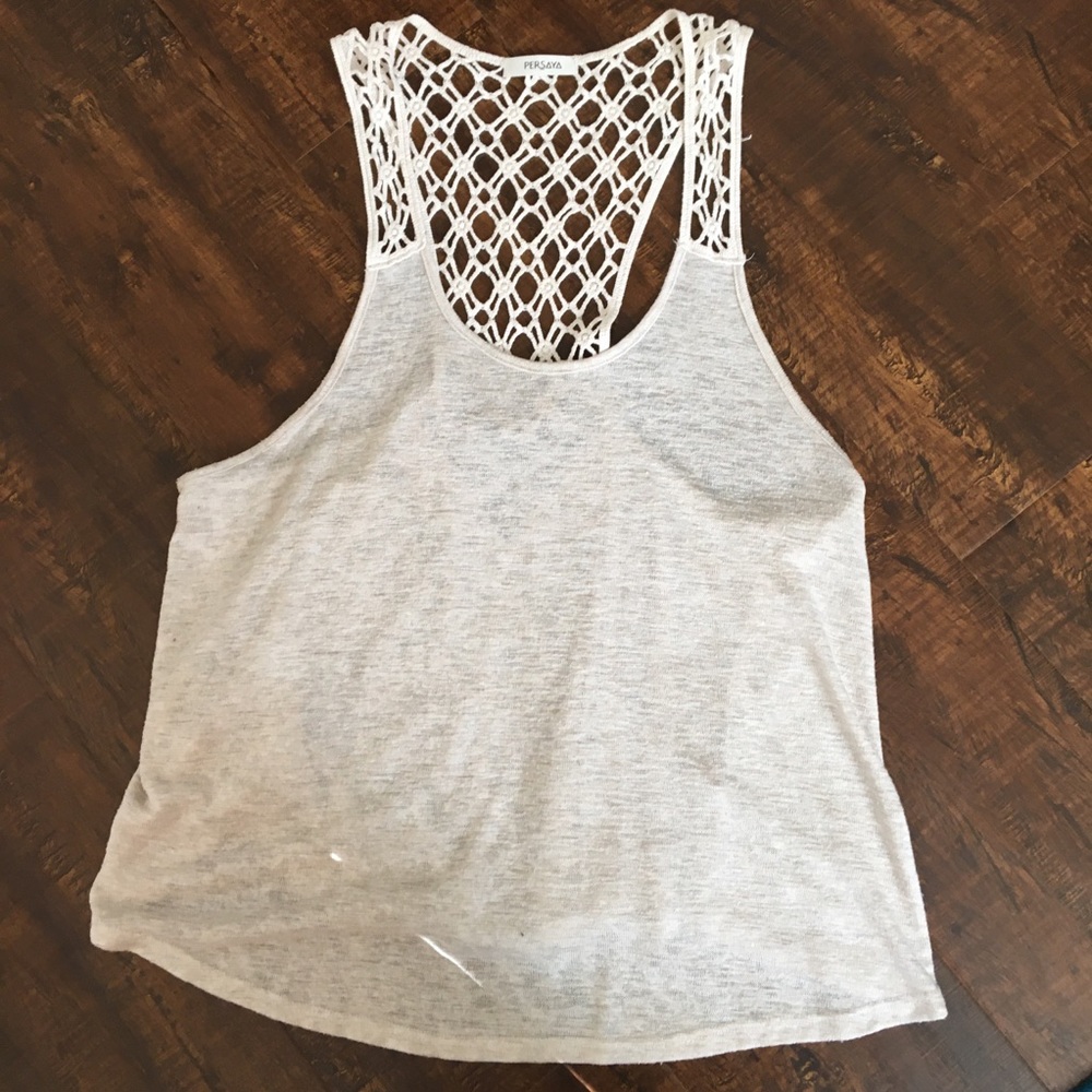 🌈 Tank top w/ crochet straps and back